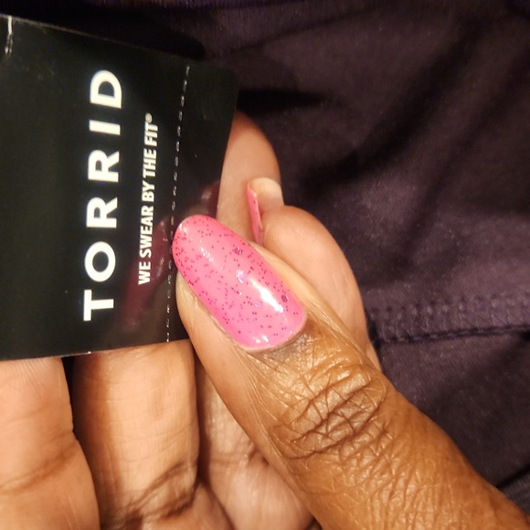 Torrid purple mesh skater mini skirt. Size 1X. Hidden zipper and purple … - Picture 12 of 12